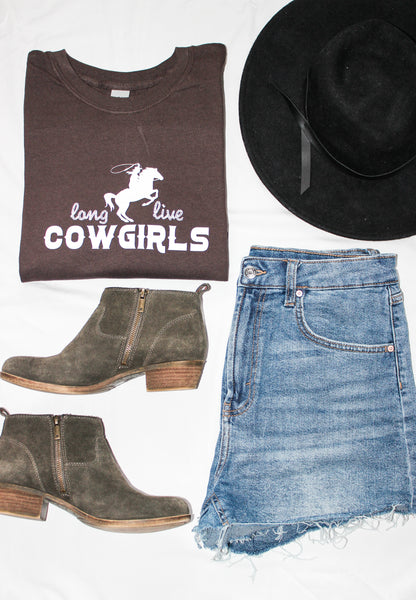 Cowgirls Graphic Tee